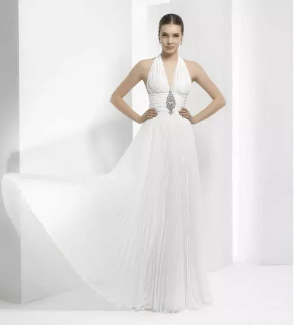 Jednoduché bílé svatební šaty Ampir