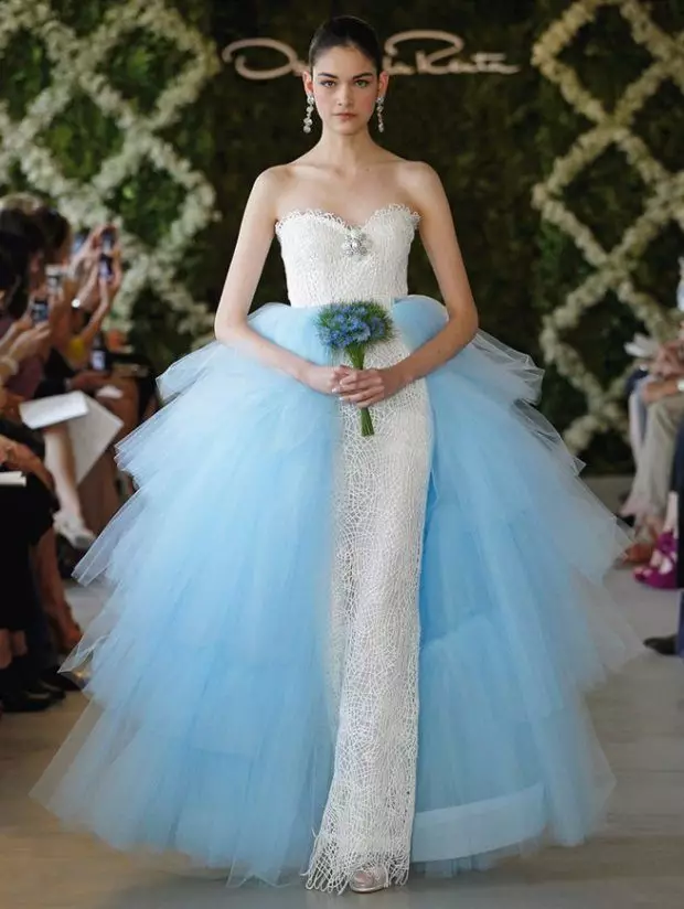 푸른 치마와 웨딩 드레스