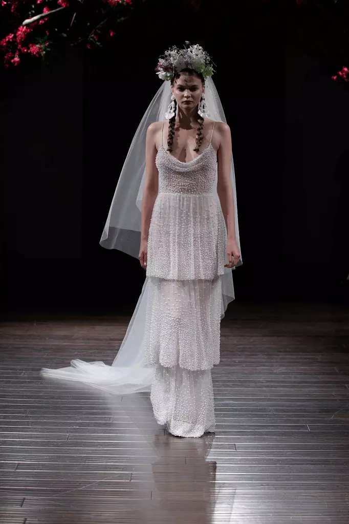 საქორწილო კაბა Naeem Khan Multi-Layer