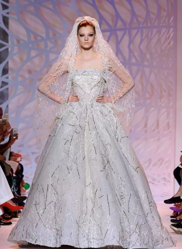 Zuhair Murad a-siluet olan Wedding dress