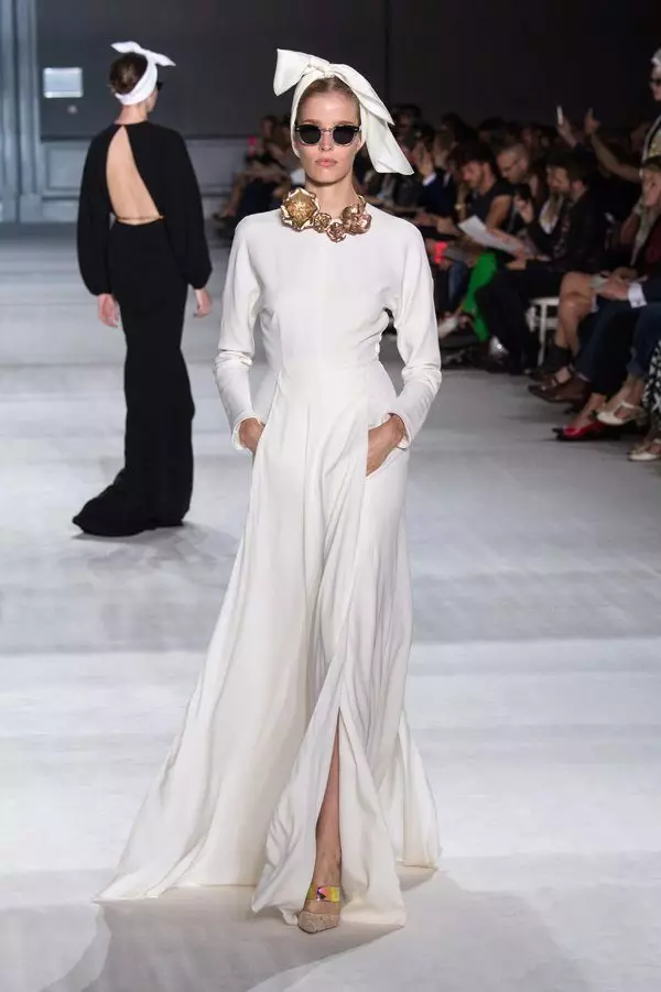 qolları ilə Giambattista Valli olan Wedding dress