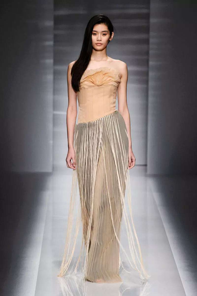 ชุดแต่งงานจาก Vionnet กับที่ชื่นชอบ