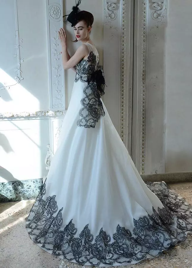 Vestido de noiva de Atelier Aimee con encaixe