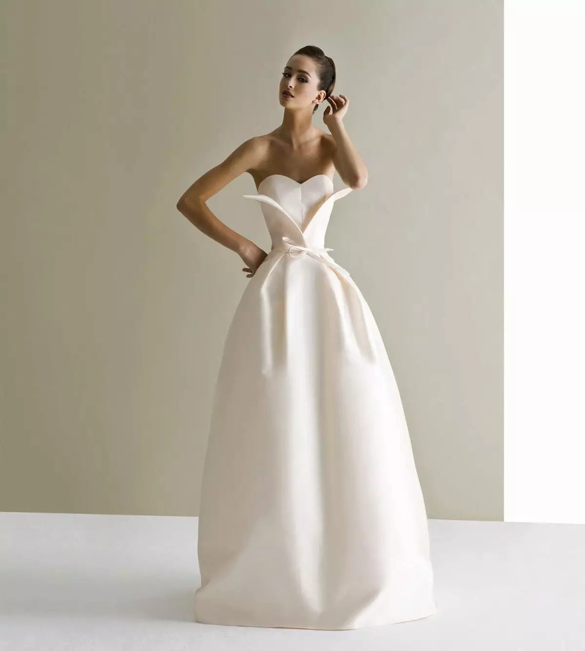 Vestido de noiva de Antonia Riva exuberante
