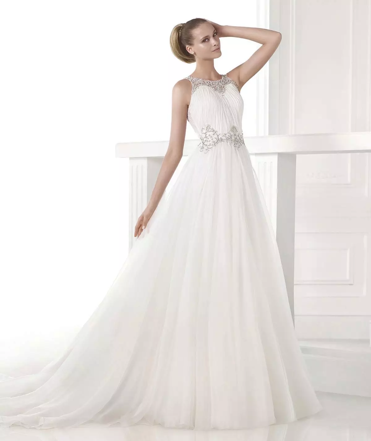 Vestido de novia en estilo Ampir 2015 de proviaias