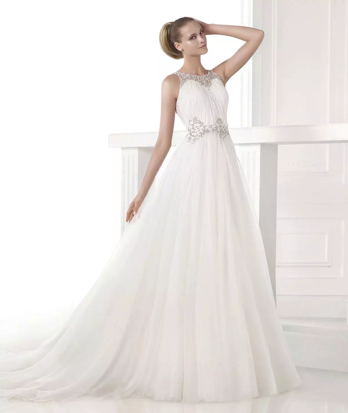 Abito da sposa in stile Ampir 2015 da Proviaias