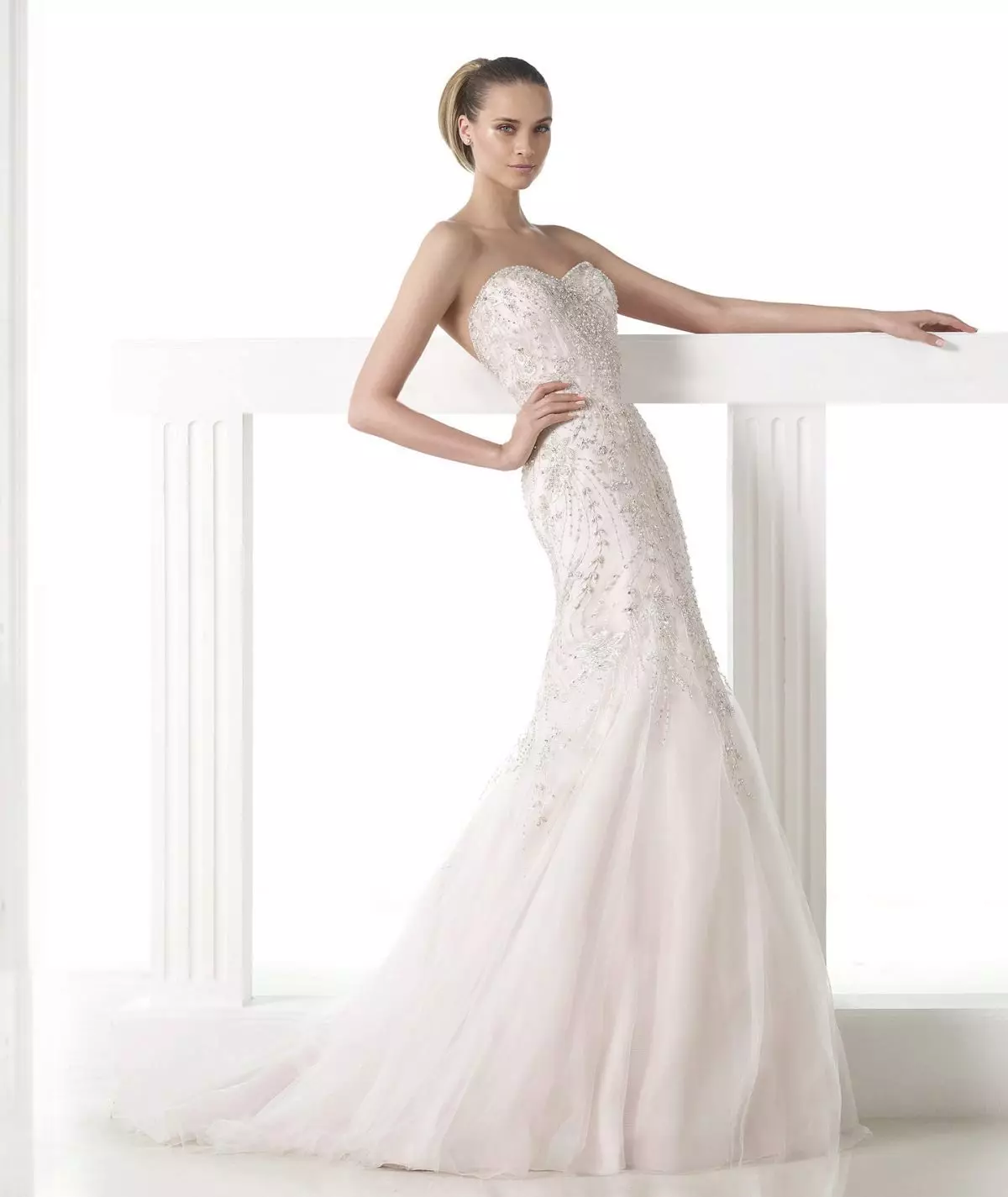 Abito da sposa dalla collezione Glamour da Proviaias Mermaid