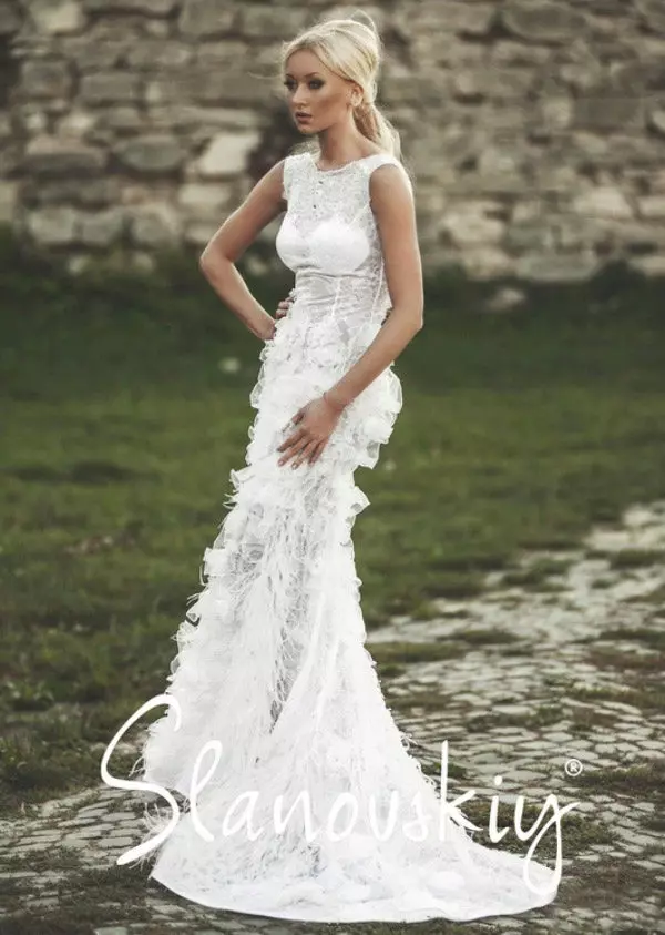 Bridal Dress mula sa Sland.
