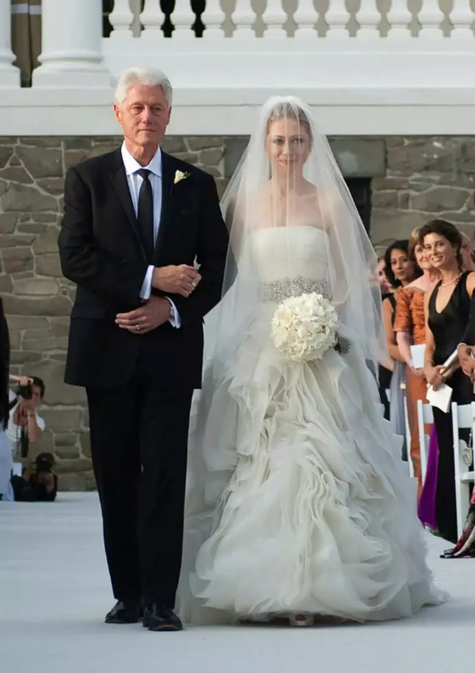 لباس عروسی چلسی کلینتون از ایمان وانگ