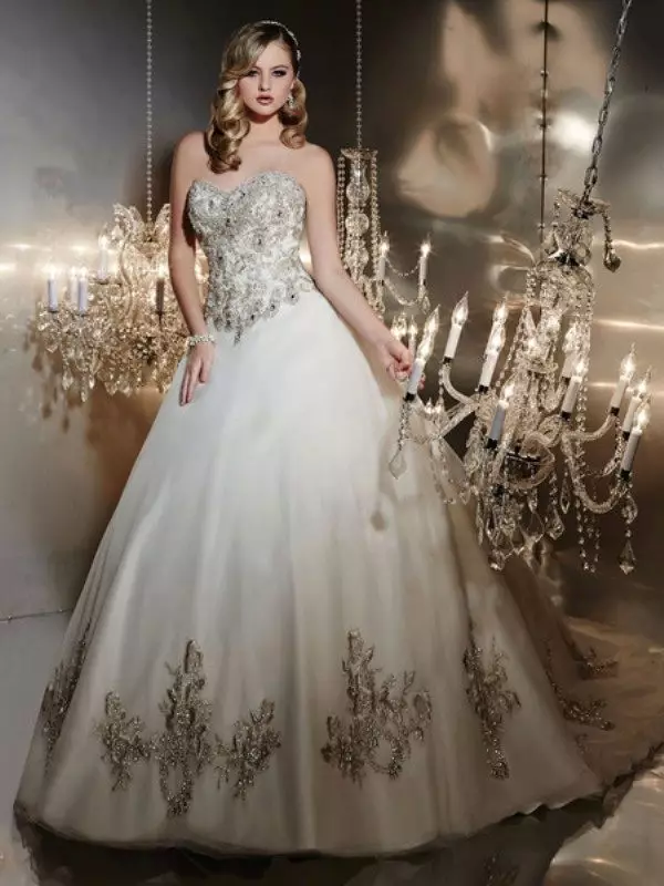 Vjenčanje veličanstven haljine vezene Swarovski kristalima