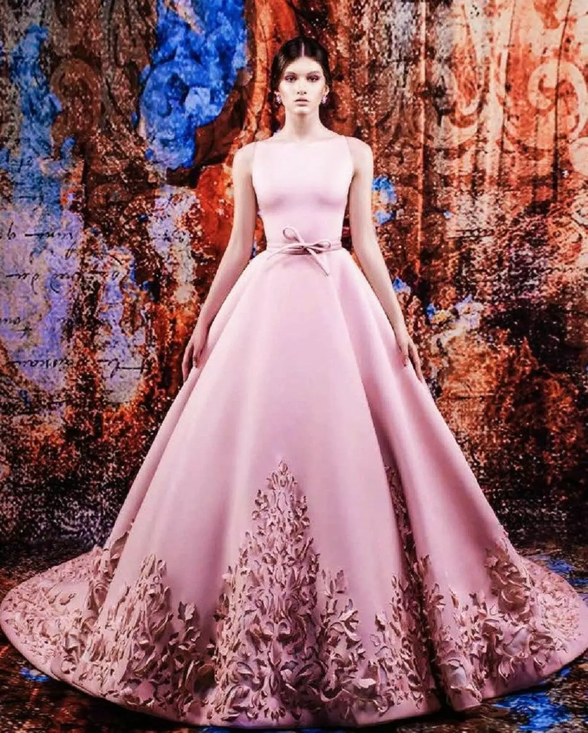 Pulmad kleit 3D värviefekti
