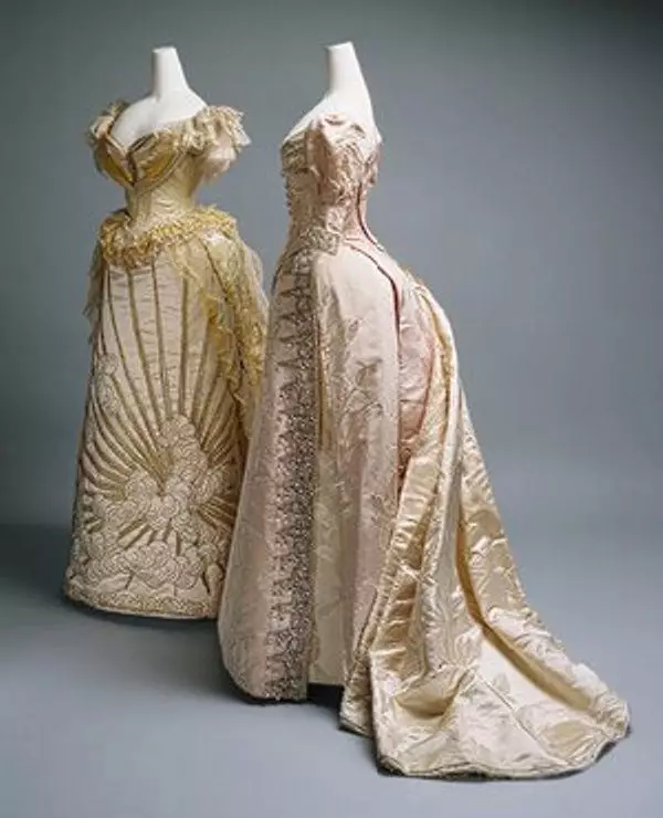 Հարսանյաց զգեստ 17-րդ դար