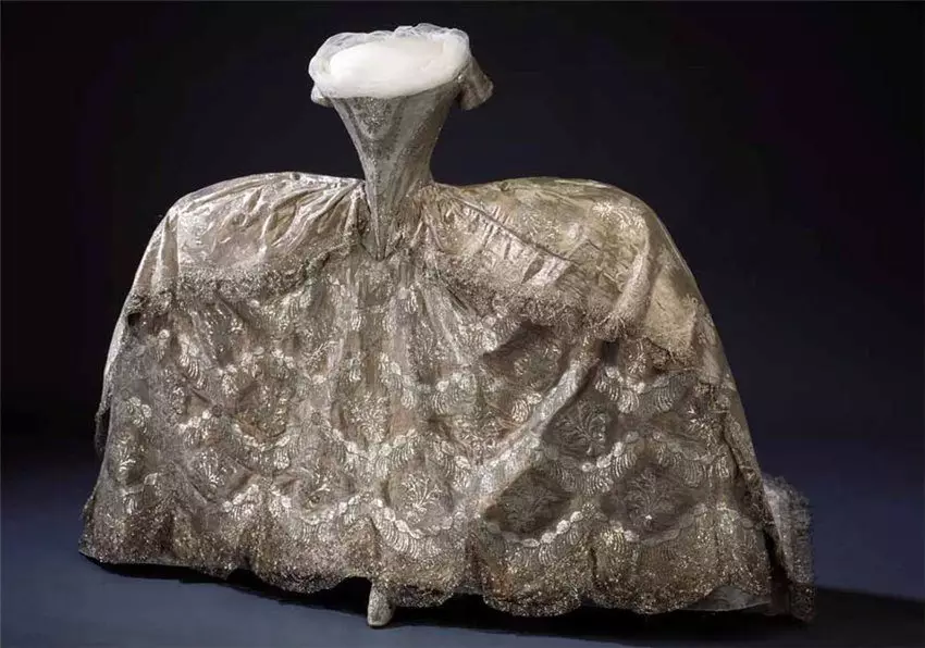 Հարսանյաց զգեստ Lace 18-րդ դարից