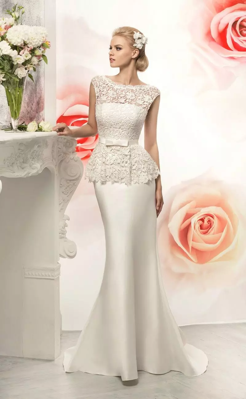 Сатен сватбена рокля с фонтан контур