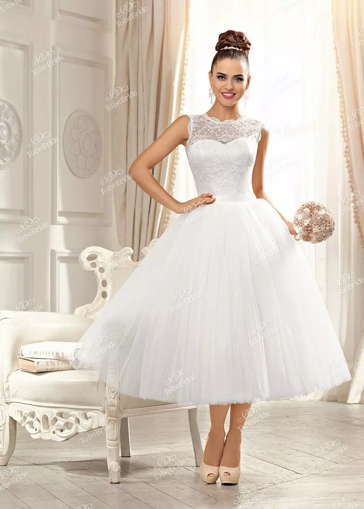 Vestido de novia de la colección nupcial 2014 corto