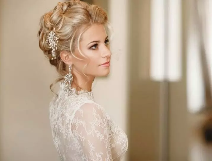 Easy hairstyles for the wedding (60 photos): simple and beautiful wedding styling for a friend. How to quickly make simple options yourself? 7943_3