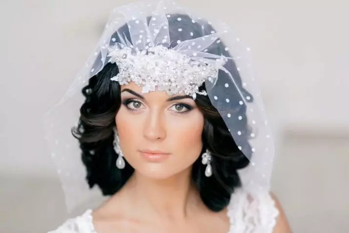 تسريحات الزفاف مع الحجاب على الشعر القصير (44 صور): التصميم أفكار للعروس 7967_3