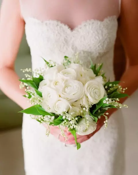 ດອກໄມ້ໃນ bouquet ຂອງ bride ໄດ້ (71 ຮູບ): ຊື່ຂອງພືດ wedding ຕາມລະດູການທີ່ດີທີ່ສຸດ 7980_46