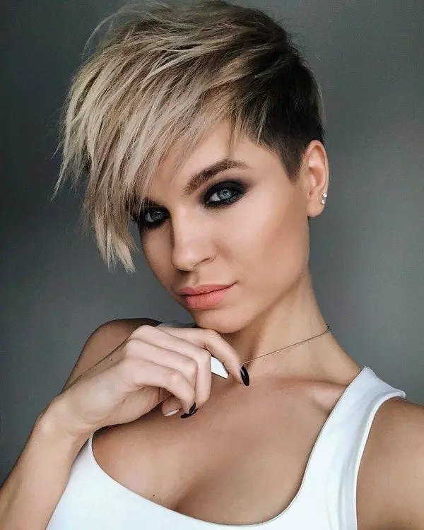 Fashionable Women's Haircuts 2021 (58 Photos): Modern Trends and Novelties Haircuts For Women 79_11