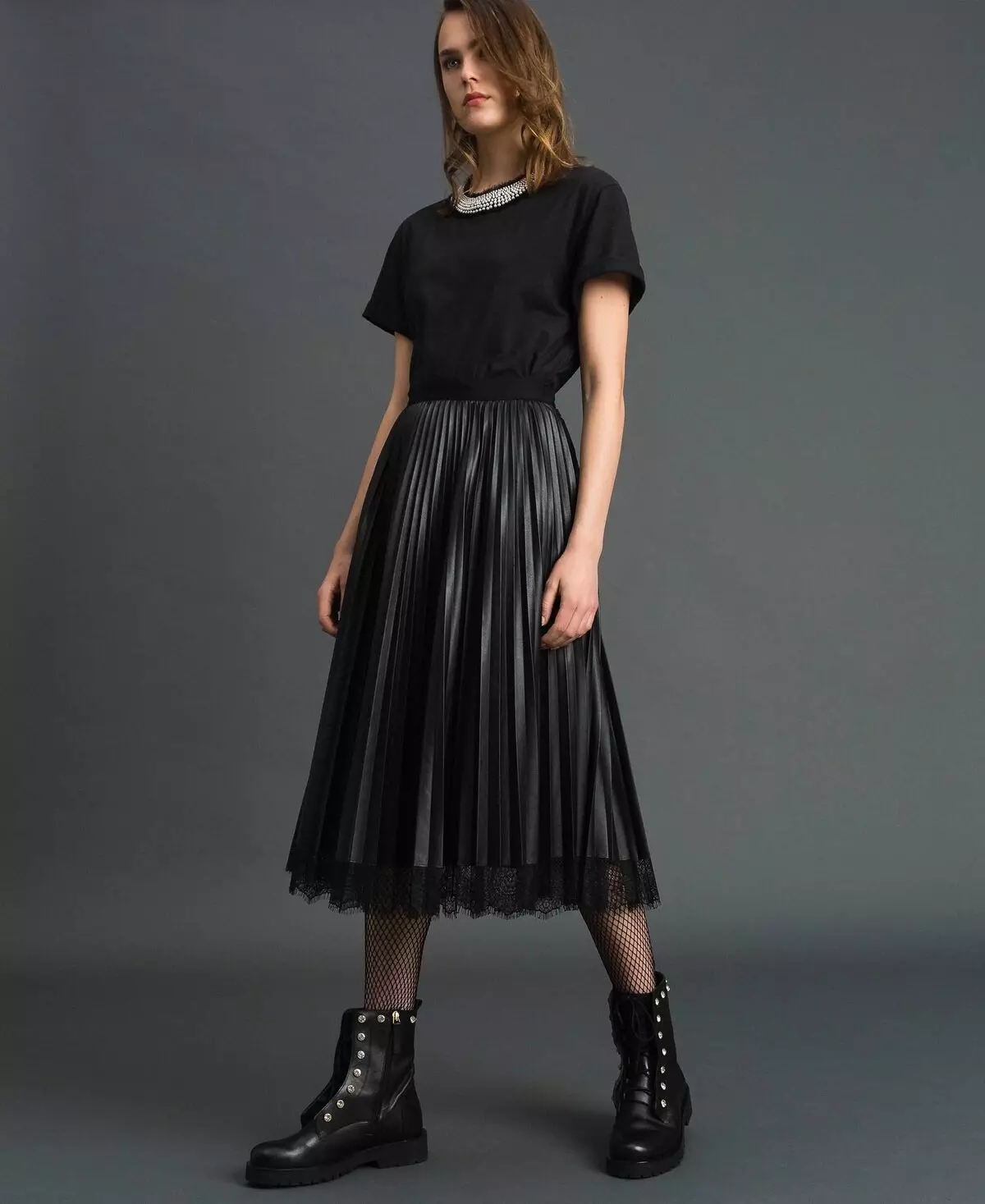 Plears läder kjolar: Vad ska du bära pläterad ekologisk kjol? Bilder med svart och brun konstgjorda hudkjolar 800_31