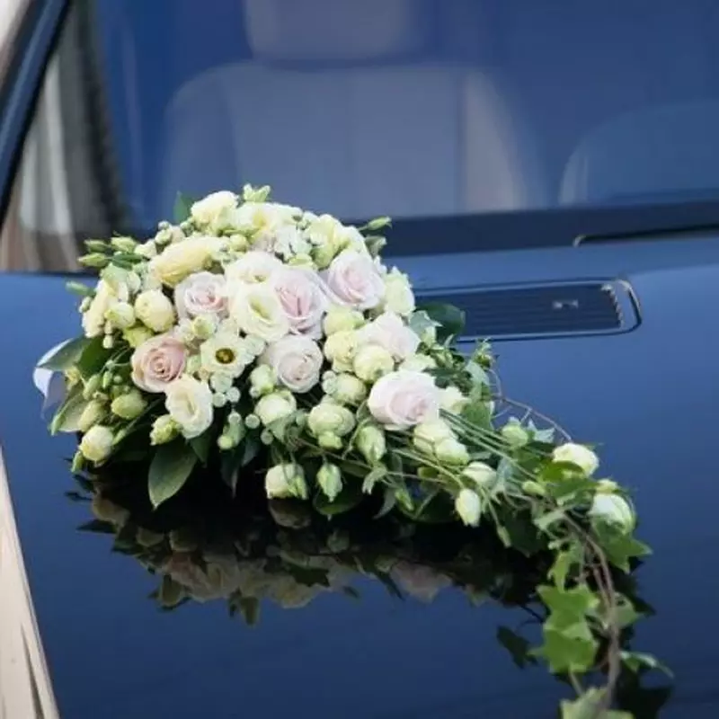 باقة الزفاف بأيديهم (65 صورة): كيفية صنع باقة زفاف من الورود بوش، المال والفواكه نفسها خطوة بخطوة؟ 8020_43