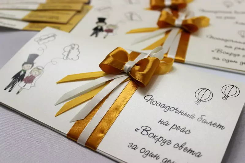 Regalo de boda original (52 fotos): ¿Qué puedes dar recién casados ​​y un amigo? Ideas creativas de regalos inusuales de boda. 8030_31