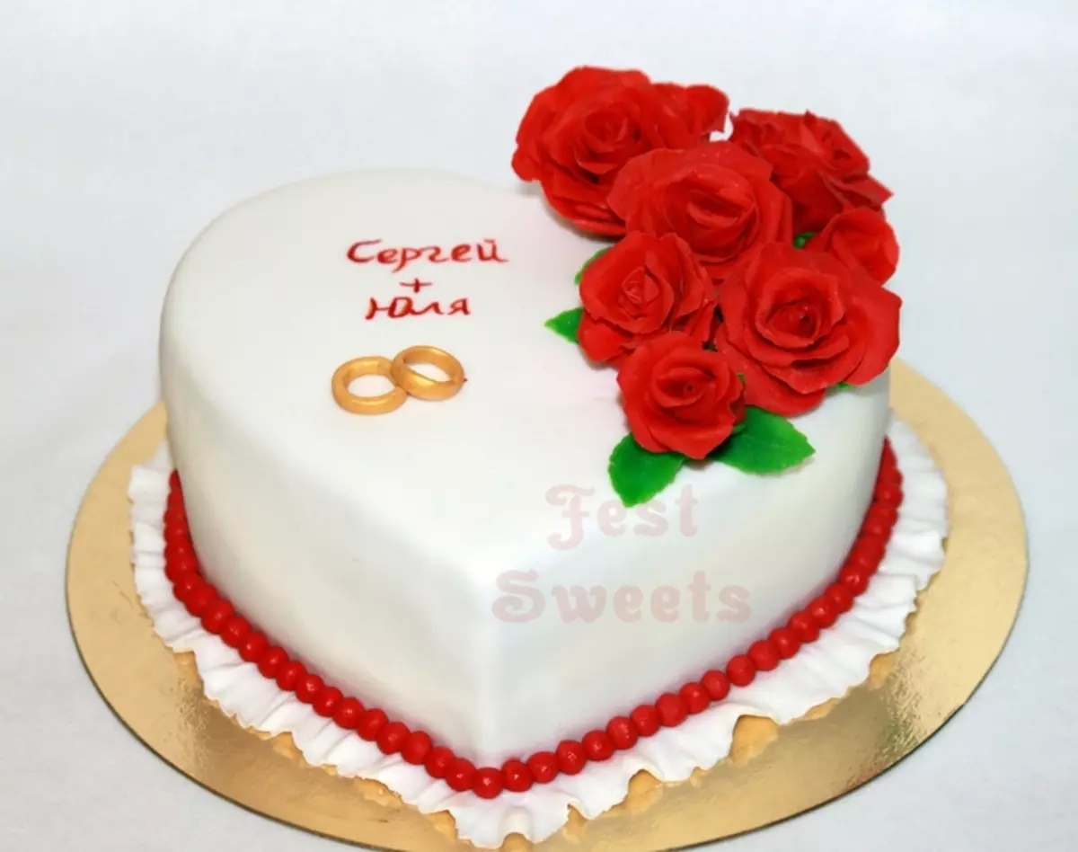 Kage i 10 års bryllupper (20 billeder): Vælg kølige kager på et rosa jubilæum eller på tin jubilæet med påskrifter 8061_7