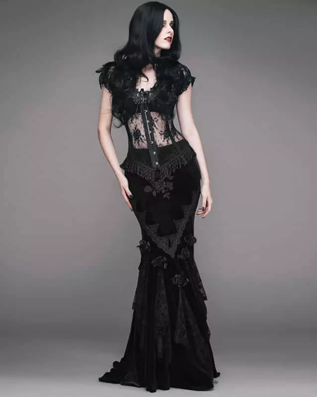 Gooti kleidid: Lolita stiilis, mustad pulmakleidid ja lühikese korsetiga lõpetamisel. Ilus näited õhtuse varustus 819_38
