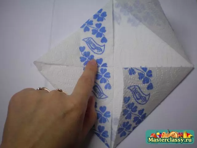 Sa e bukur të dele letër napkins në tryezë festive? 46 Skemat Photo Folding, si për të napkins origjinale kolaps për pushime 8215_32