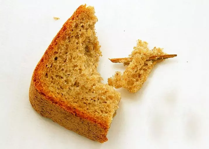 Bagaimana untuk mengambil roti: Untuk garpu atau tangan? 27 foto bagaimana untuk mengambil roti pada etika, dan bagaimana untuk mengambilnya dari roti 8248_14