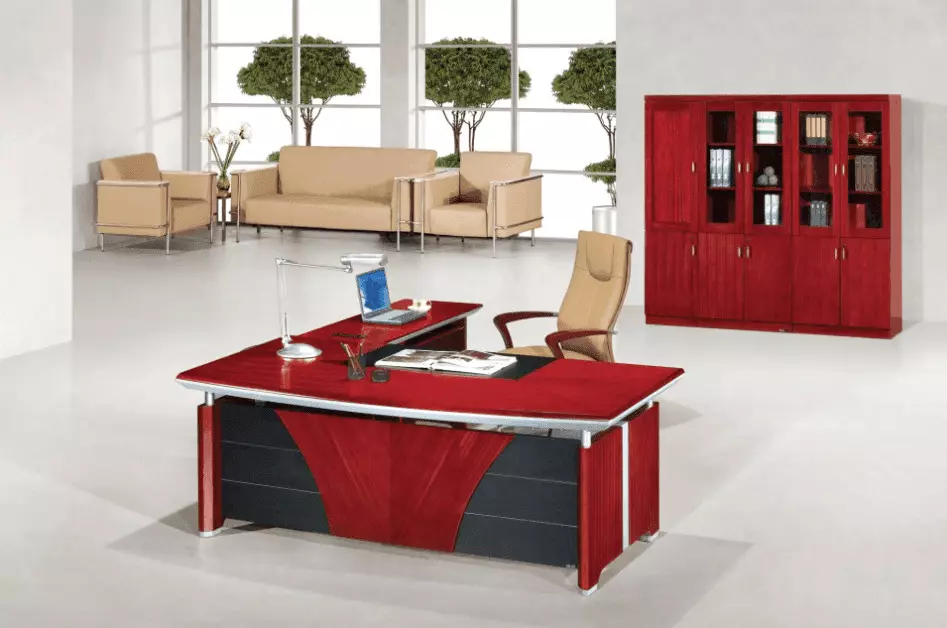 Fengshui Workplace (23 foto): Këshilla për dizajnimin e tavolinave për të punuar në zyrë, piktura në zyrë për të tërhequr para, vendndodhjen e derës dhe ngjyrën e murit 8288_8