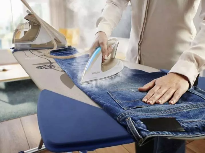 Giunsa ang Iron ang Maayong Jeans? Posible ba nga iron ang i-jeans iron pagkahuman sa paghugas? Giunsa ang pag-ayo sa produkto pagkahuman sa pagpabukal? 828_14