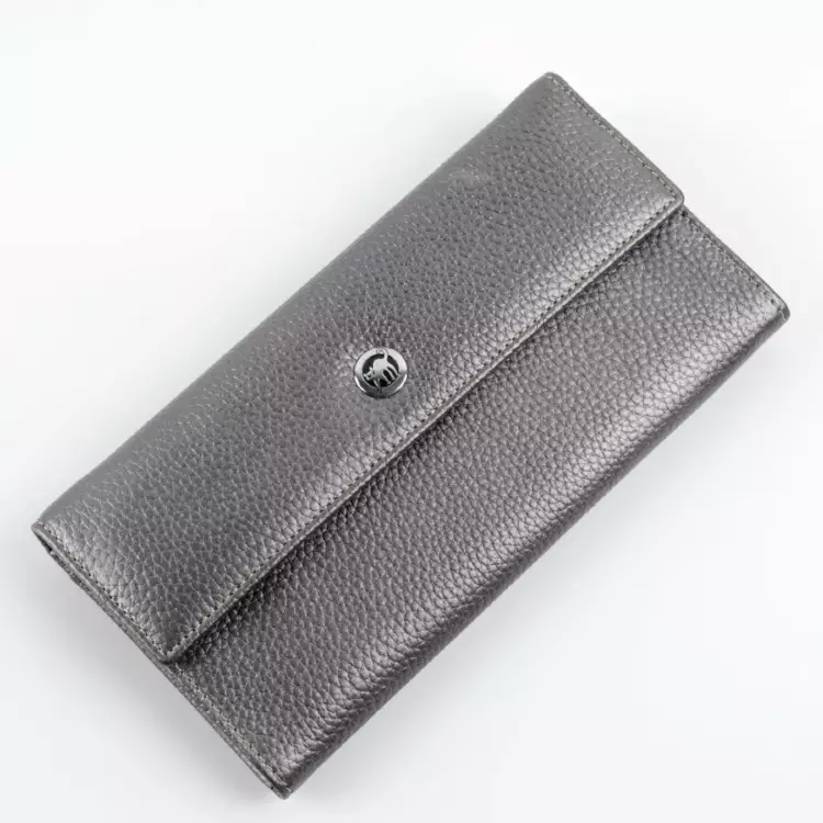 Portefeuille pour attirer de l'argent sur Fengshui: dimensions optimales. Qu'est-ce que Blue et or, rouge et violet, portefeuille orange sur fengshui? 8290_14