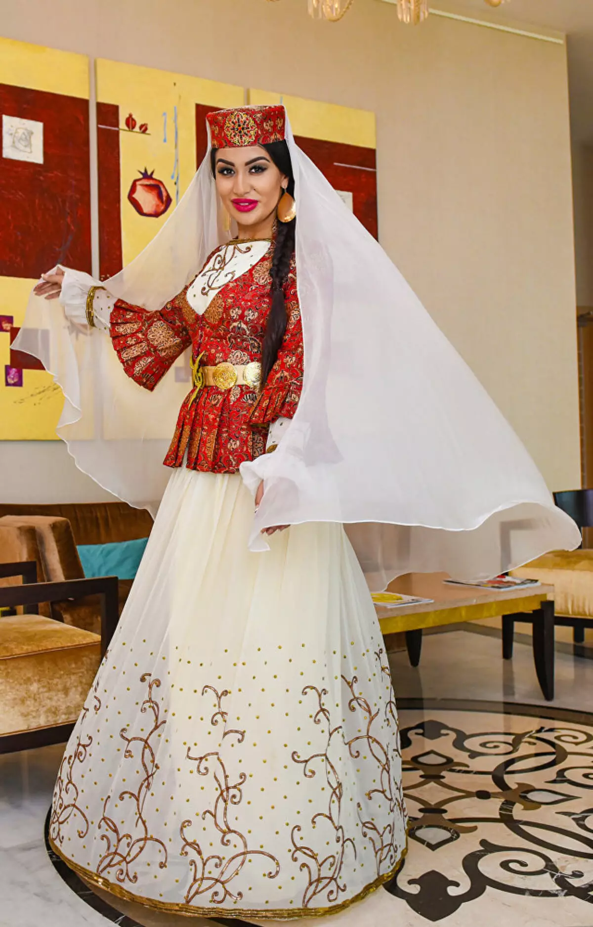 Traxe nacional de Azerbaiyán (40 fotos): roupa feminina tradicional para representantes dos indíxenas de Azerbaiyán 834_9