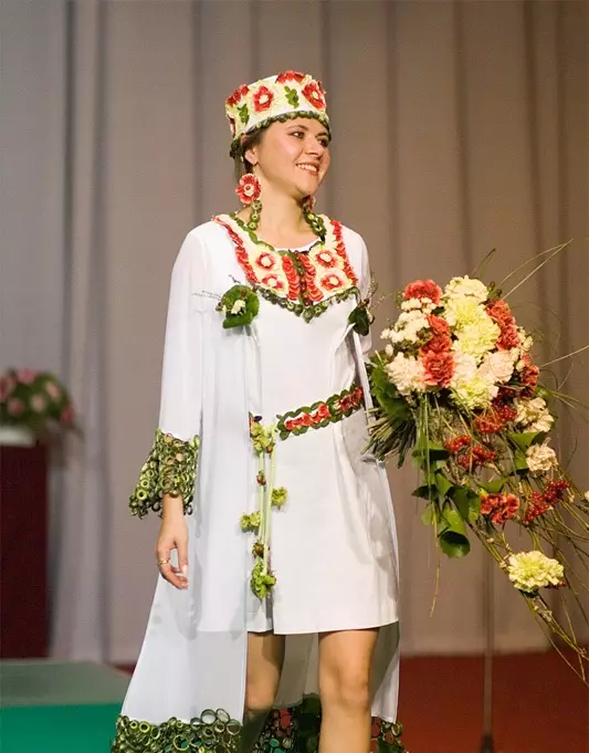 Mari riiklik ülikond (56 pilti): traditsiooniline riietus Marytsev, naine ja meessoost ülikond põlisrahvaste elanikele Mari El 836_52