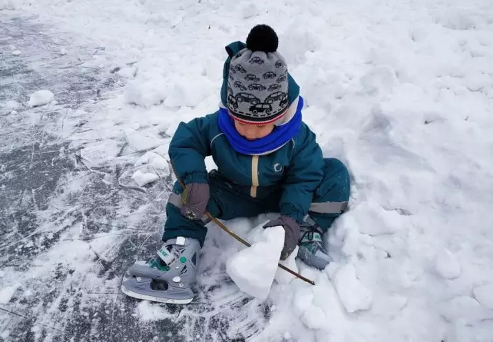 Kanak-kanak Skates (57 foto): Bagaimana untuk memilihnya pada kasut dalam saiz? Apa yang lebih baik untuk pemula? Skates 