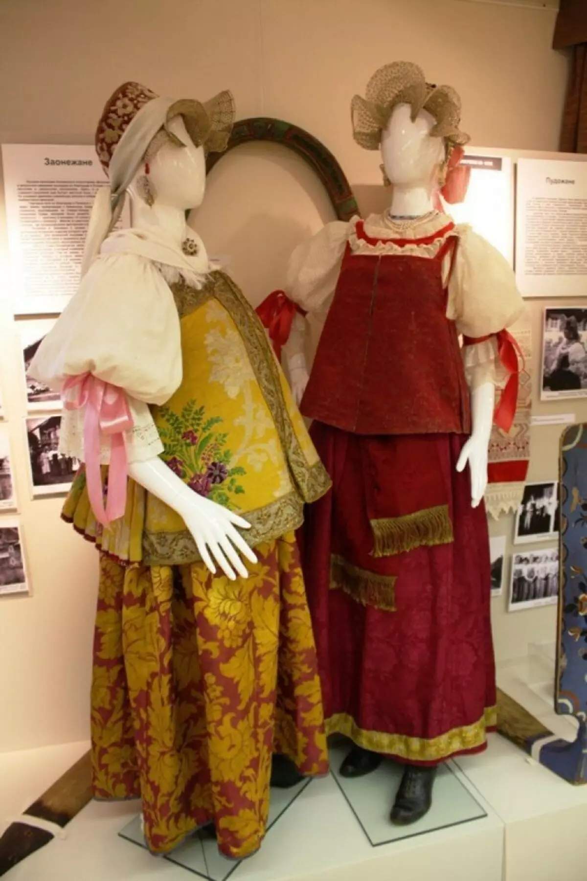 カレロフの国立衣装（40枚の写真）：女性の伝統的なカレリアの衣装 838_13