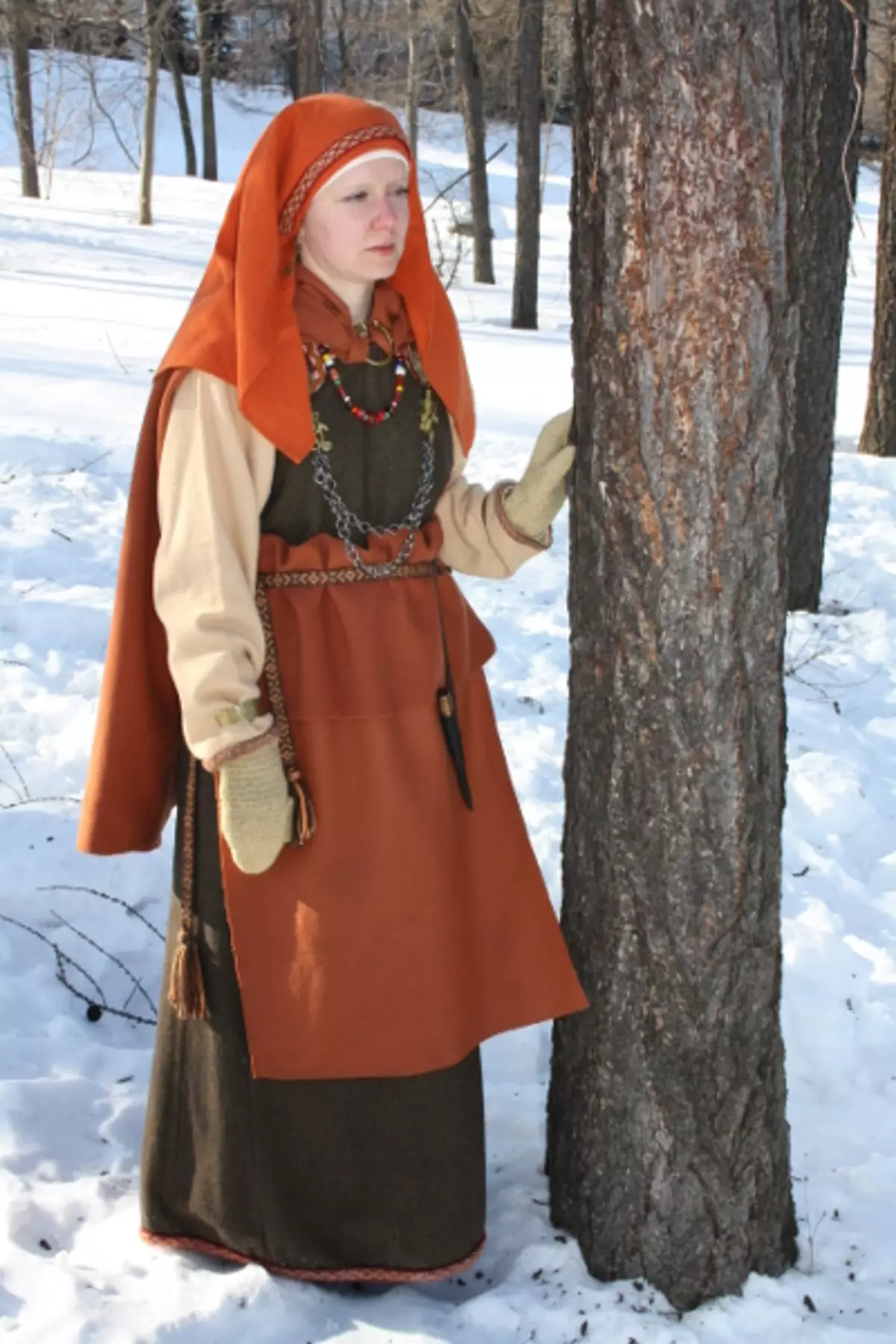 Национални костим Карелова (40 фотографија): Женски традиционални Карелиан Оутфит 838_27