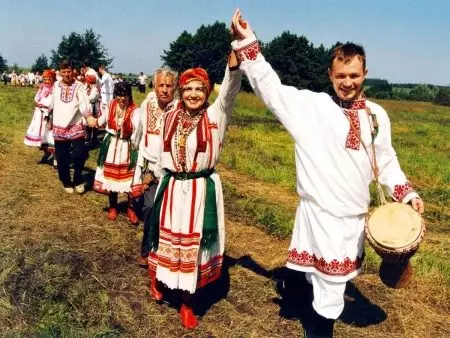 Национални костим Карелова (40 фотографија): Женски традиционални Карелиан Оутфит 838_5