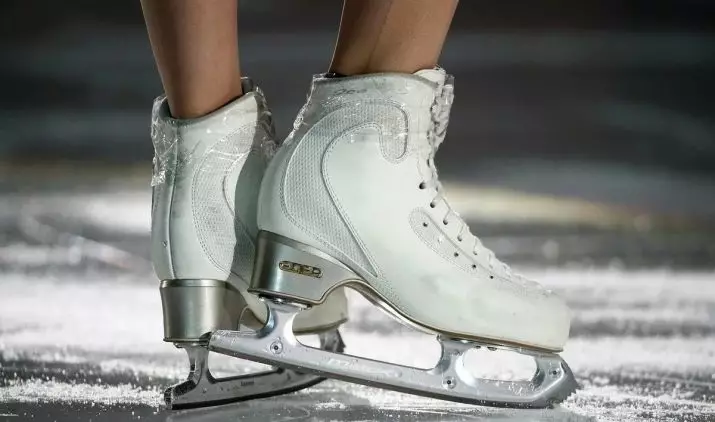 Mufananidzo Skates (49 photos): Mukadzi uye varume Chii chakasiyana kubva kune vakajairwa masutu uye kuti vangasarudza sei? Zviyero 8390_22