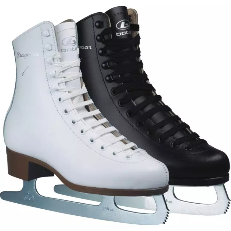 花样滑冰（49张）：女性和男士，黑色和白色的冰鞋。什么是与普通冰鞋不同的东西以及如何选择它们？尺寸 8390_33