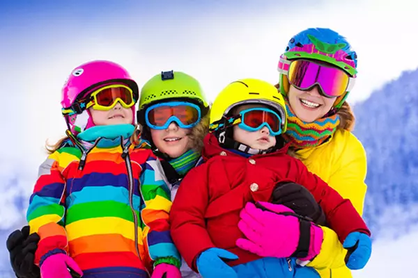 Ski Brilles: kā izvēlēties tos? Bērnu un citas brilles ar dioptriem, sporta modeļiem slēpošanai. Vāki brilles 8403_3