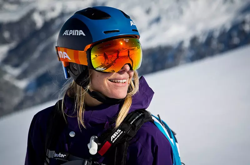 Gafas de esquí: ¿Cómo elegirlos? Bebé y otros vasos con dioptrías, modelos deportivos para esquiar. Cubiertas para gafas 8403_8