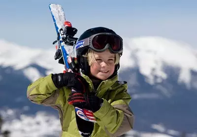 Dimensões de esqui: Como escolher um comprimento de um adulto e o que deveria ser? Como escolher o tamanho para crianças? Que largura está esquiando? 8424_5