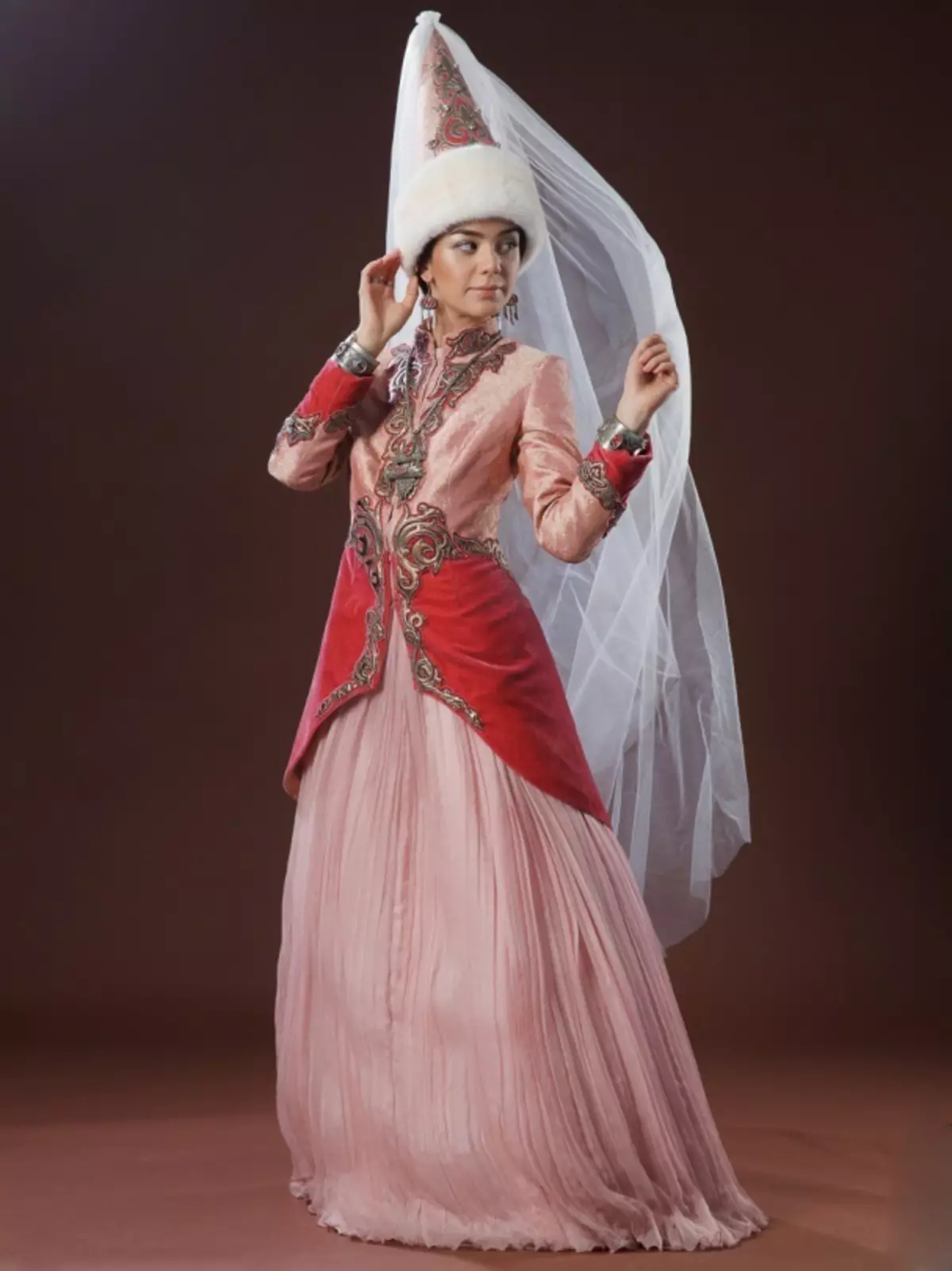 Казахский народный костюм