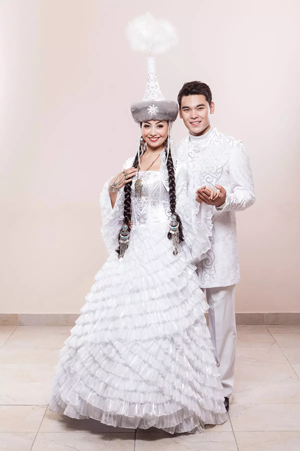 哈萨克民族服装（68张）：女性传统服装哈萨克民俗服装从哈萨克斯坦女孩 842_26