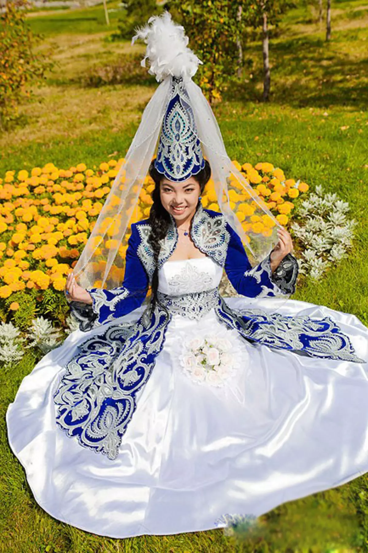 Казахский костюм невесты