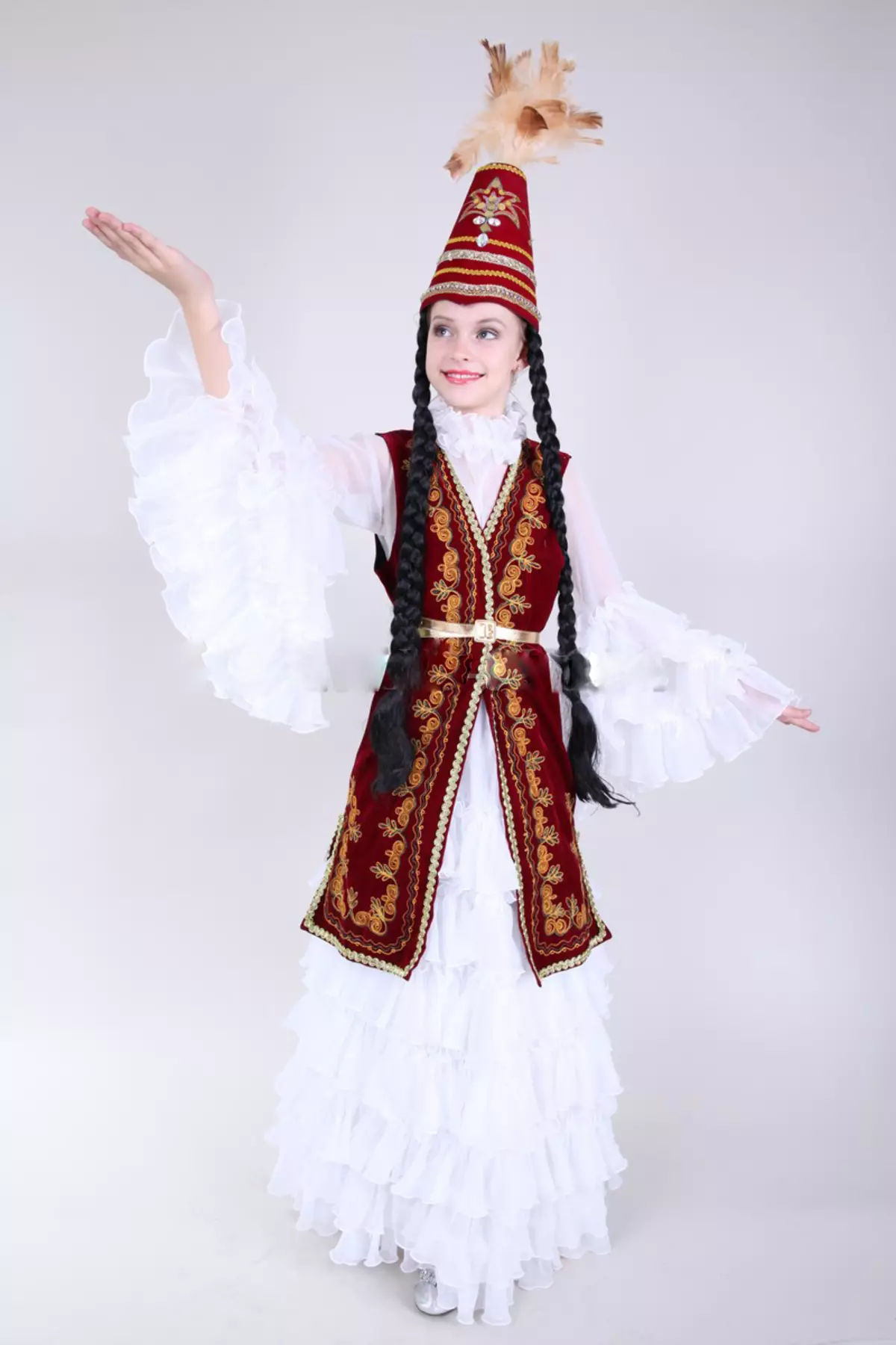Kasahnik Riikide kostüüm (68 fotot): Naine traditsiooniline kostüüm Kasahmad, rahvapandav tüdruk Kasahstan 842_7