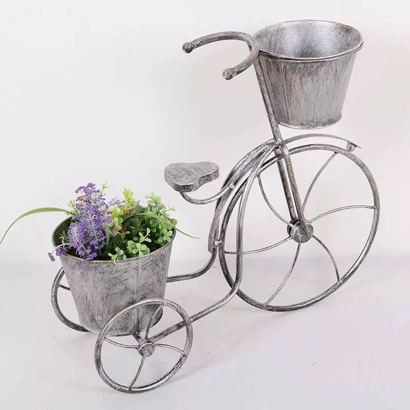 Stand-мотор за цветя: ковани модели и какаови велосипеди, етаж декоративна flowerhouse, дървени и други цветни колела 8458_8