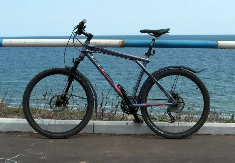 Велосипед (72 сүрөт): Шоссе жана башка велосипеддер үчүн арткы жана алдыңкы велосипед канаттарын тандаңыз 8469_53